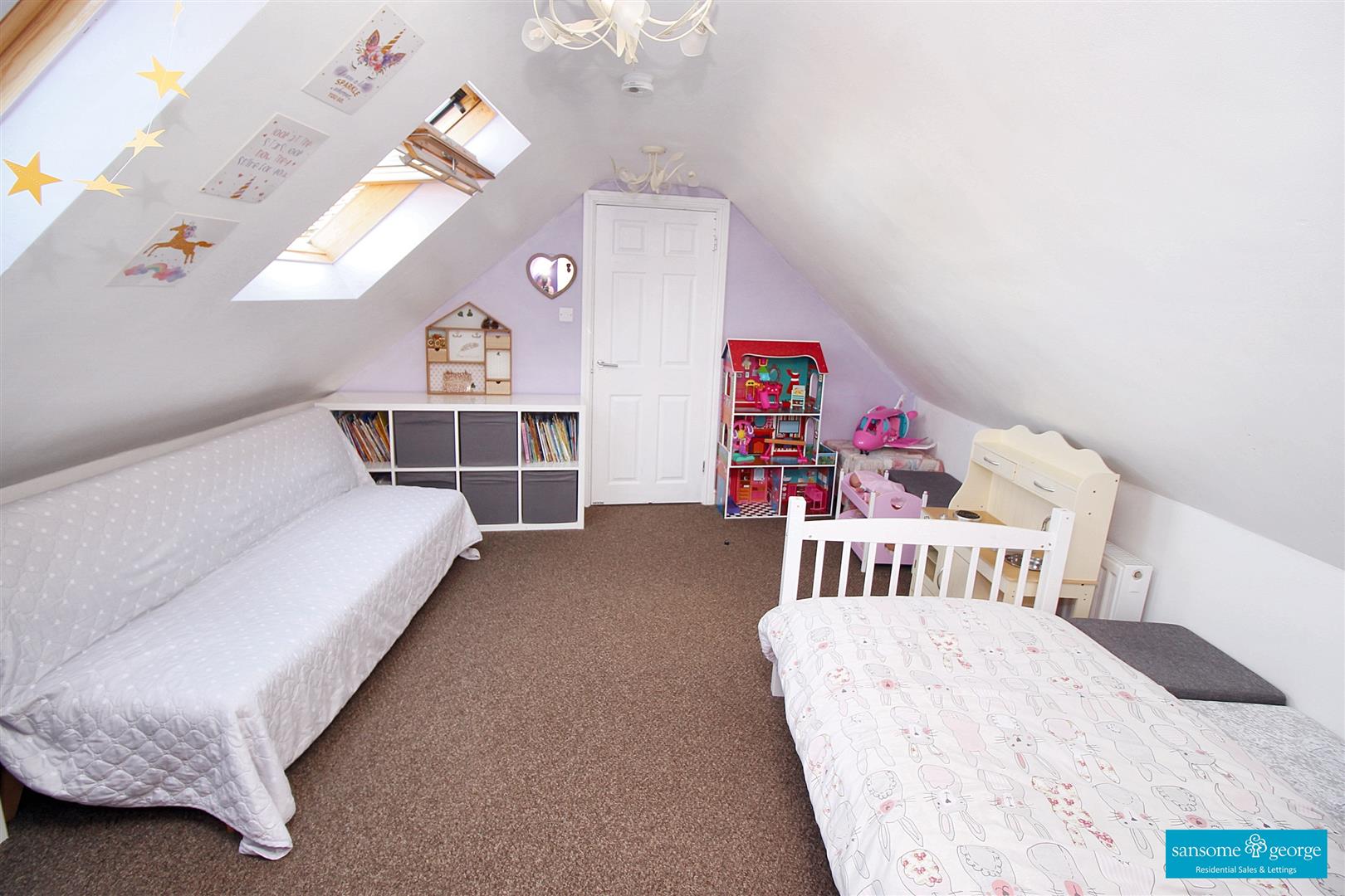 Horsecroft Way, Tilehurst, Reading